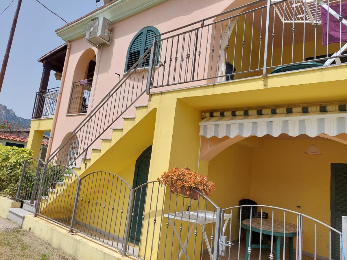 Deiana'S Apartment - Cardedu Beachside מראה חיצוני תמונה